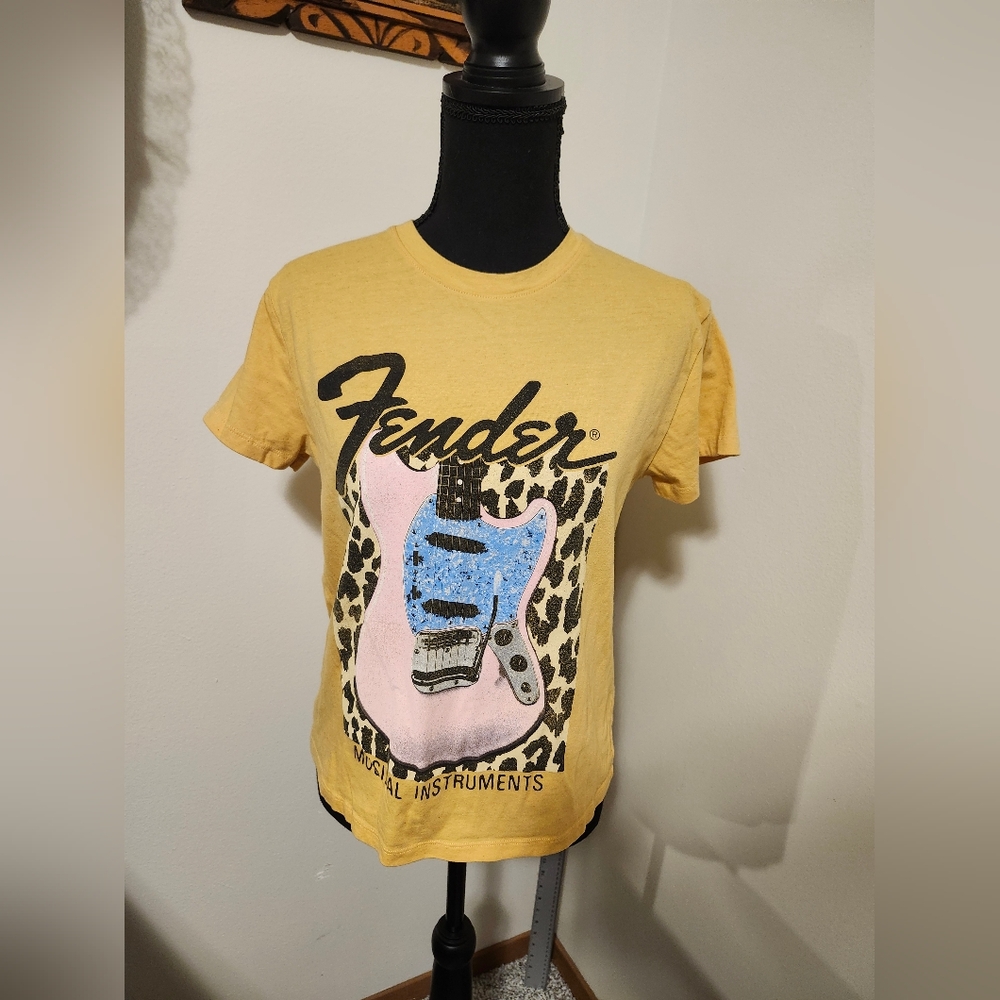 Fender Guitar Cheetah Print Graphic Tee - Juniors